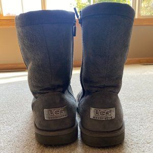 Zip-up Medium Height UGG Boots